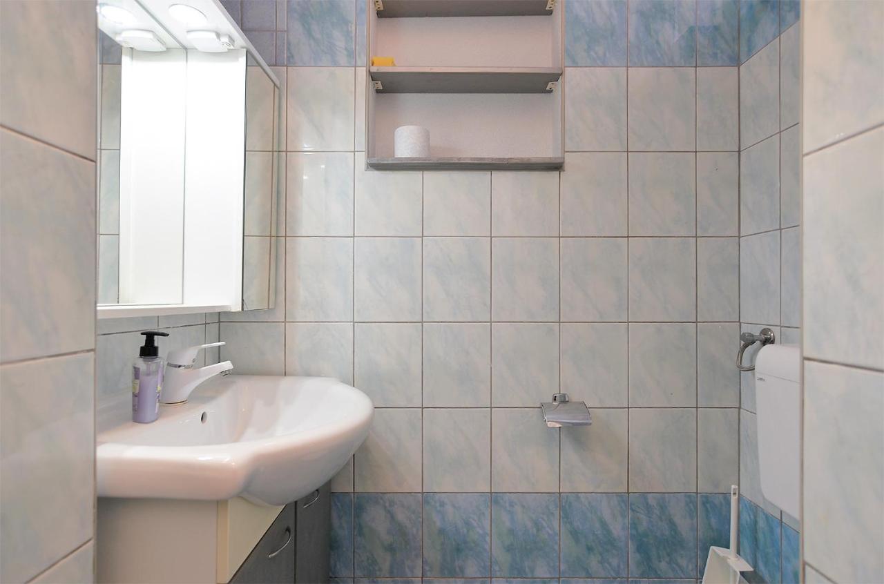 פומר Apartments Jadranka 1279 מראה חיצוני תמונה