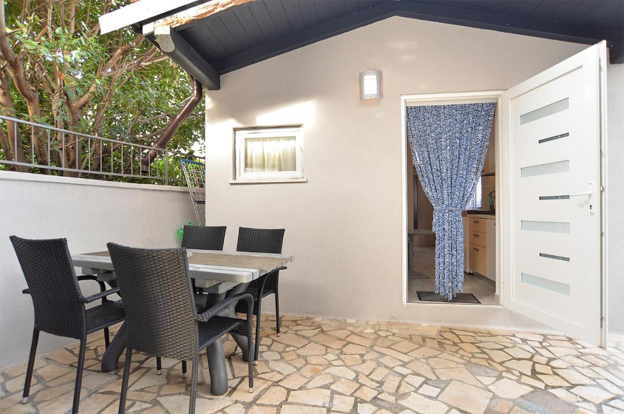 פומר Apartments Jadranka 1279 מראה חיצוני תמונה