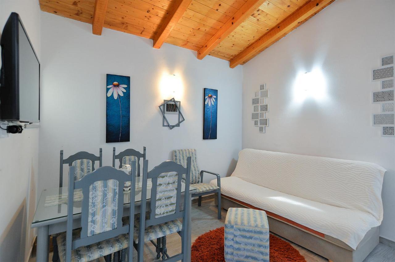 פומר Apartments Jadranka 1279 מראה חיצוני תמונה