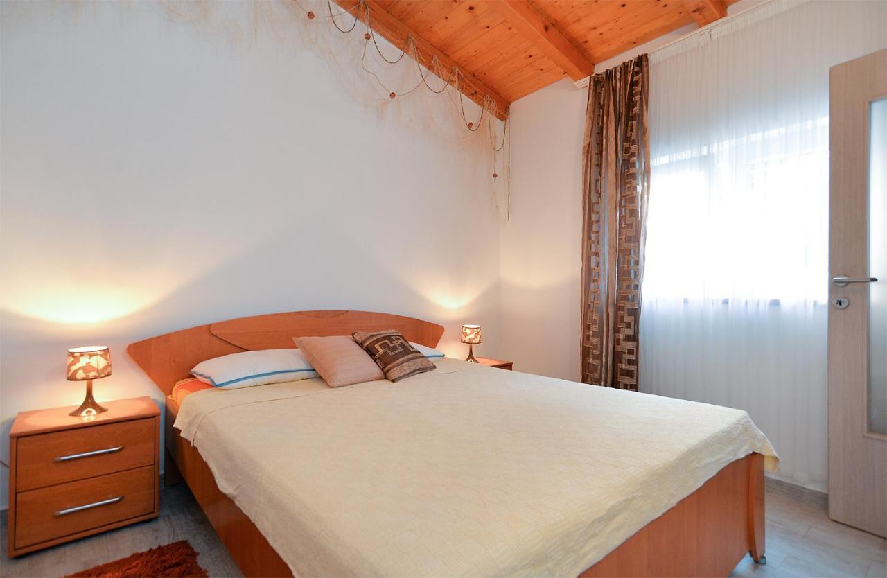פומר Apartments Jadranka 1279 מראה חיצוני תמונה