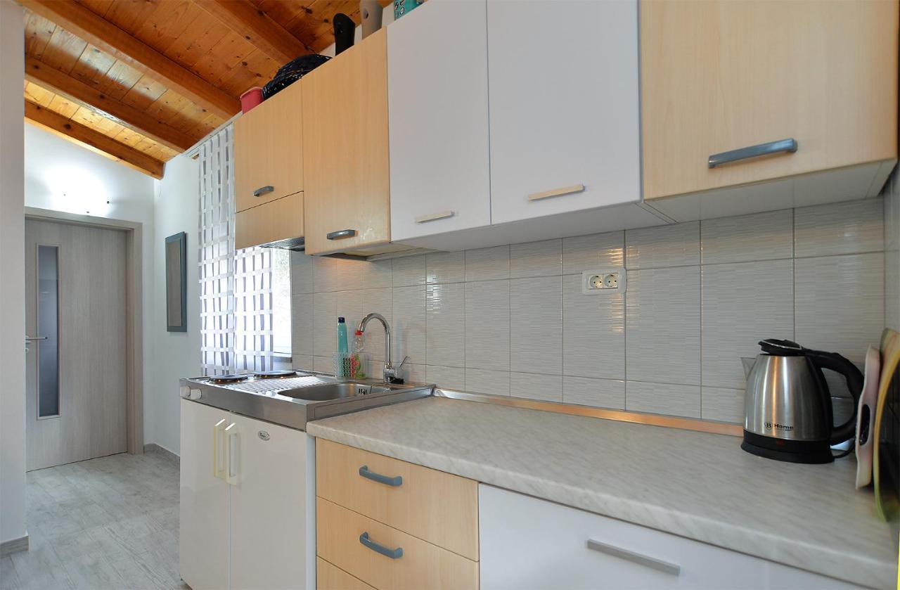 פומר Apartments Jadranka 1279 מראה חיצוני תמונה