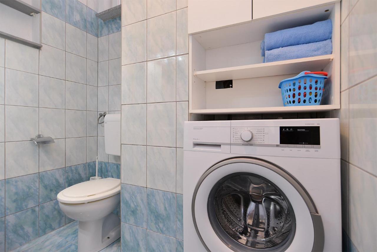 פומר Apartments Jadranka 1279 מראה חיצוני תמונה